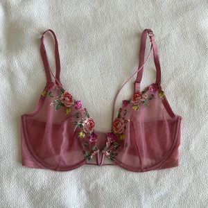Victorias Secret Women's Very Sexy Unlined Rose Embroidered Demi Bra